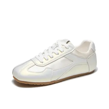 AOKANG Slip Resistant Low Top Casual Shoes Women's