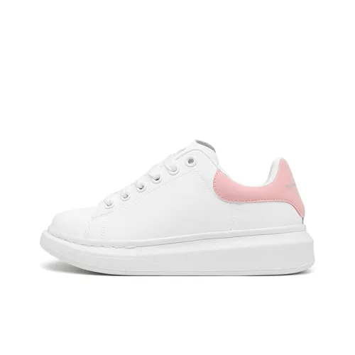 NFL Wide White Loose Fit Sneakers Low Top Skateboard Shoes Women's White Pink