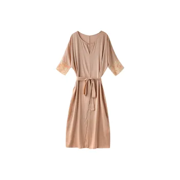 To The West Short Sleeved Dress Women's