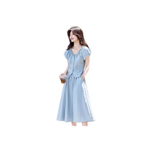 A Paradise For Awakening Skirt Set Women's