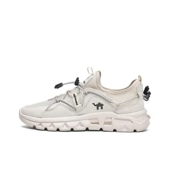Pilot The Camel Slip Resistant, Abrasion Resistant, Lightweight Low Top Casual Shoes Men's