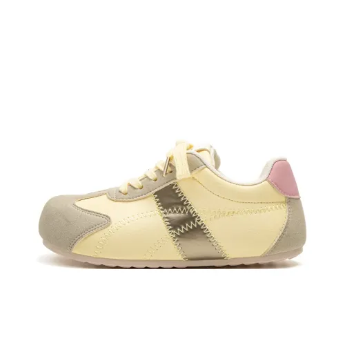 The New Age Family Low Top Skateboard Shoes Women's Yellow Pink