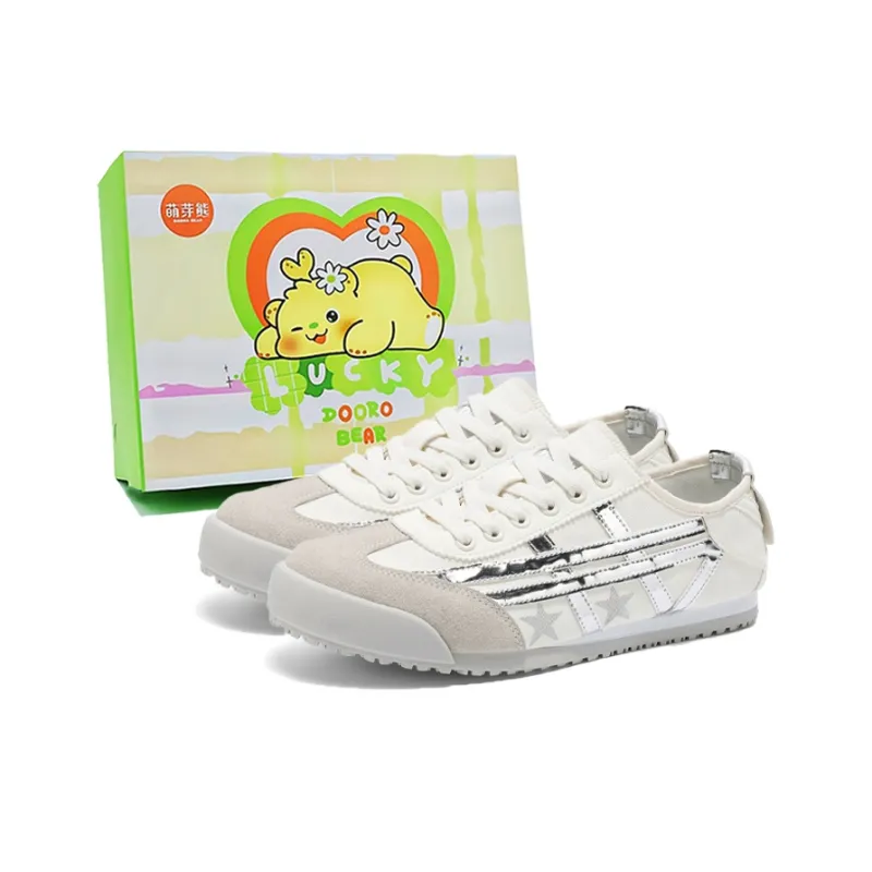 Budding Bear Low Top Skateboard Shoes Men's-12