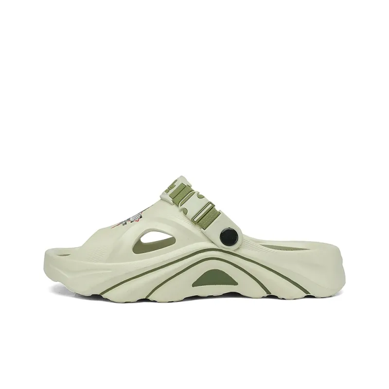 Budding Bear Beach Sandals Men's-10