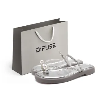 D FUSE SCANDINAVIA Slip Resistant Odor Resistant Slide Slippers Women's