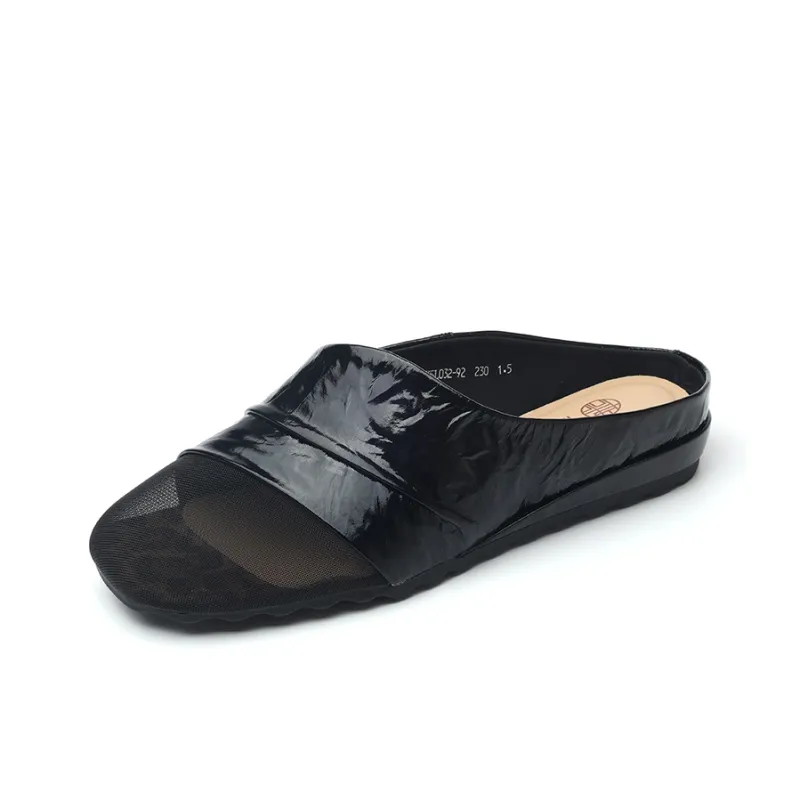 Cigna Quiet Closed Toe Slippers Women's-0