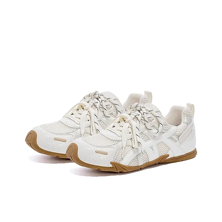 WJA Shock Absorbing, Non Slip, Wear Resistant, Breathable And Lightweight Low Top Casual Shoes Women's-1