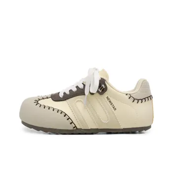 The New Age Family Low Top Skateboard Shoes Women's Yellow