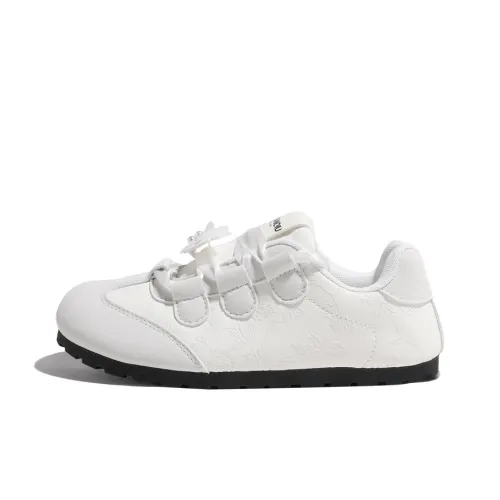 HUANQIU Abrasion Resistant, Breathable, Lightweight Low Top Casual Shoes Women's