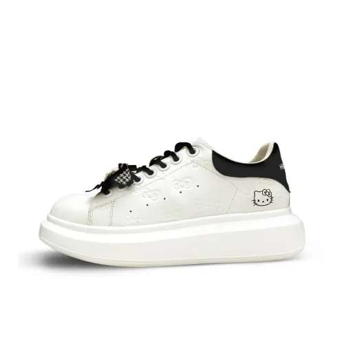 Hello Kitty Abrasion Resistant Breathable Low Top Skateboard Shoes Women's White Black
