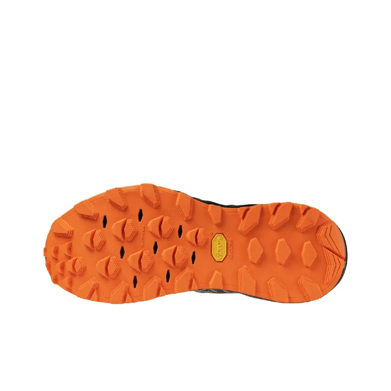 Mizuno Low Top Hiking Shoes Unisex Orange-4
