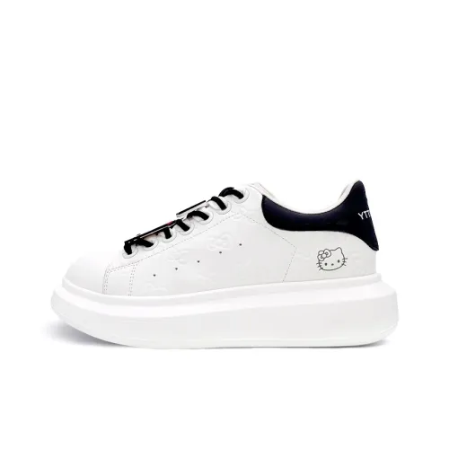 Hello Kitty White Low Top Casual art Women's White Black