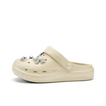 DAPHNE Clogs Women's