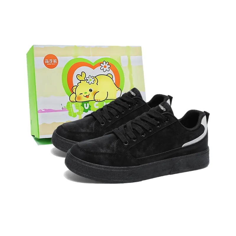 Budding Bear Low Top Skateboard Shoes Men's-0