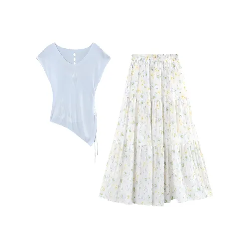 A Paradise For Awakening Skirt Set Women's