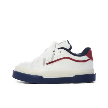 The New Age Family Low Top Skateboard Shoes Women's Red Blue