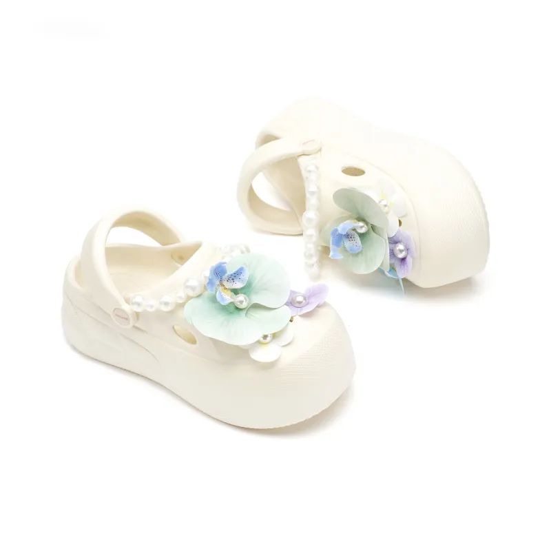 DAPHNE Clogs Women's-5