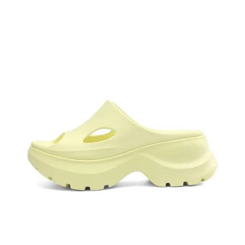 Rosa Bianca Abrasion Resistant Slide Slippers Women's