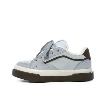 The New Age Family Low Top Skateboard Shoes Women's Light Blue