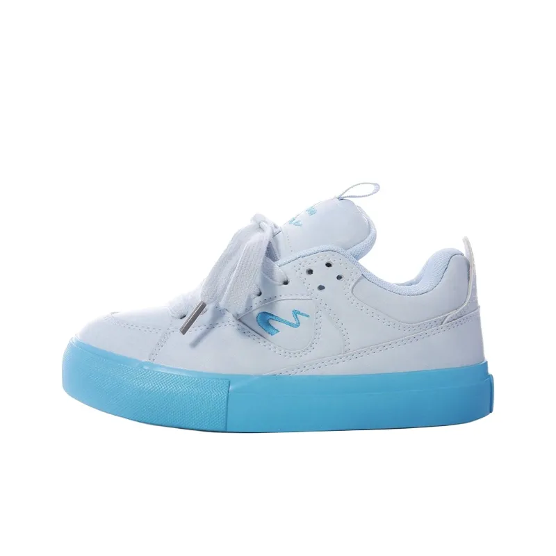 Ordifen Low Top Skateboard Shoes Women's Light Blue-0