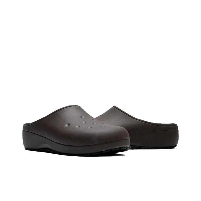 Crocs Classic Quiet Clog Closed Toe Slippers Unisex Black-2