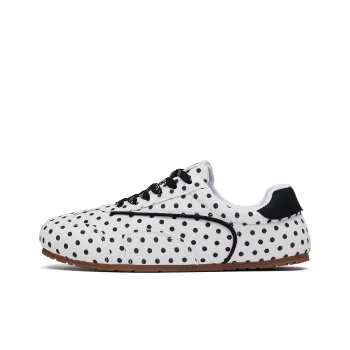 MUKALUO Slip Resistant, Abrasion Resistant, Breathable, Lightweight Low Top Casual Shoes Women's White Polka Dot