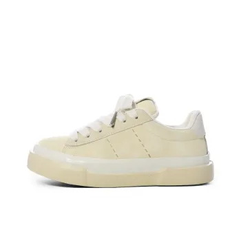 The New Age Family Low Top Skateboard Shoes Women's Light Yellow