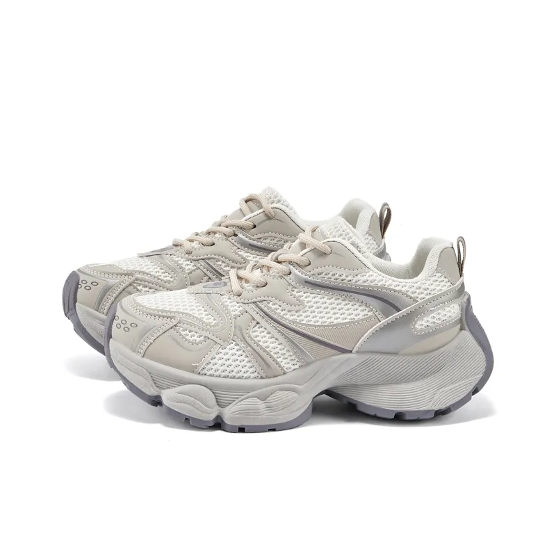 La Chapelle Abrasion Resistant Low Top Chunky Sneakers Women's Khaki-2