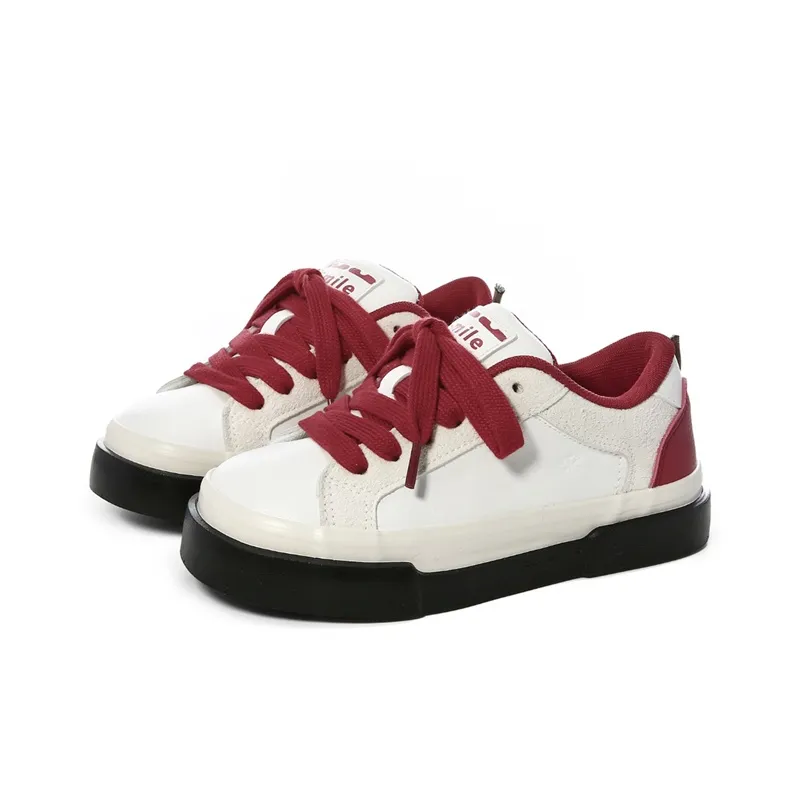 The New Age Family Low Top Skateboard Shoes Women's White Red-1