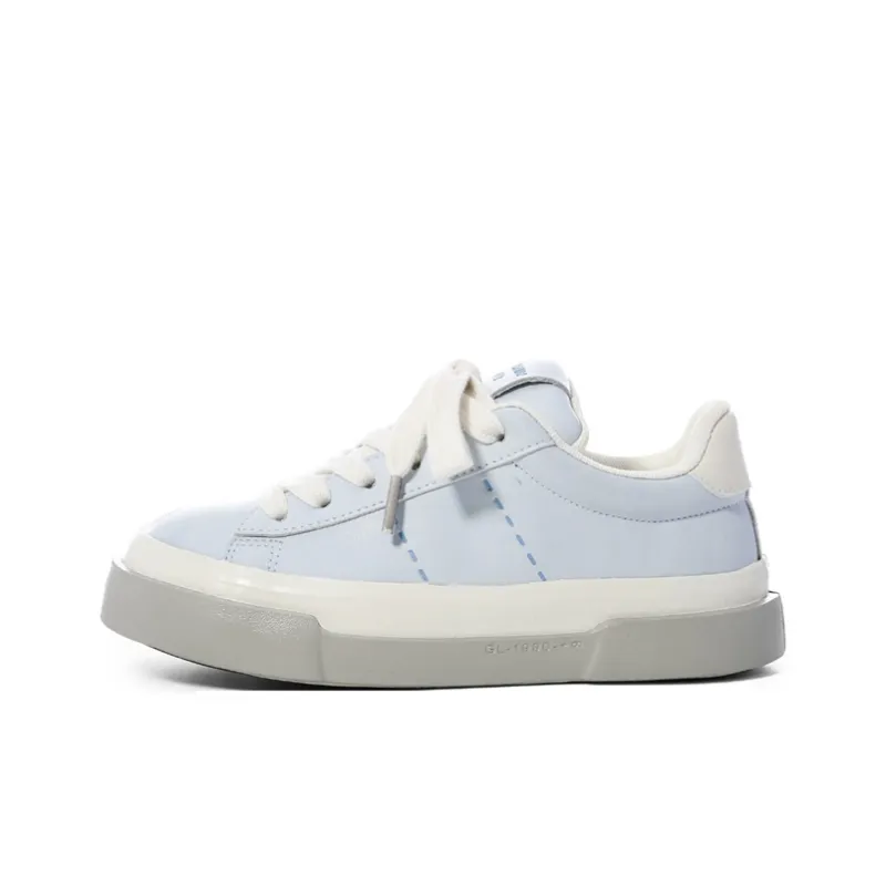 The New Age Family Low Top Skateboard Shoes Women's Light Blue-0