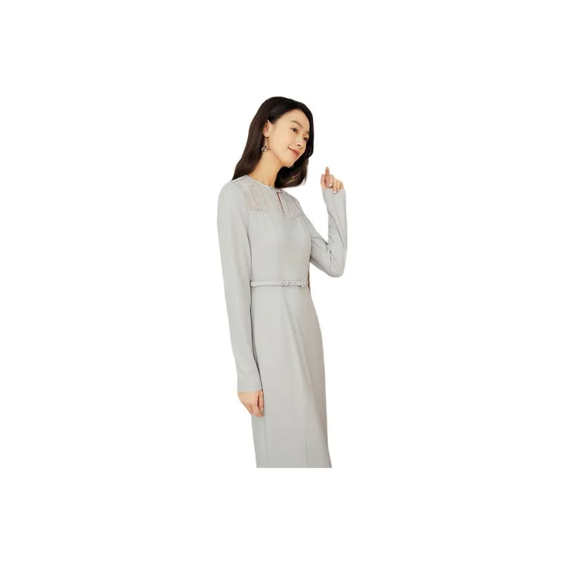 Yiner Long Sleeved Dress Unisex-0