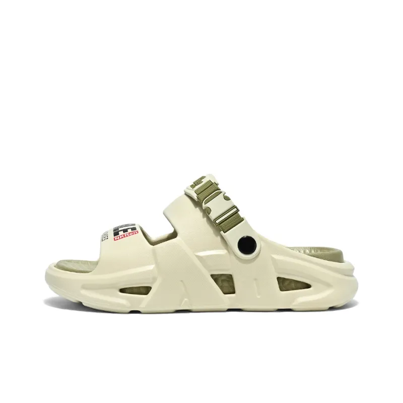 Budding Bear Beach Sandals Men's-0