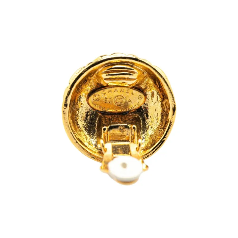 CHANEL 1980 1990 Plated Cc Quilted Clip On Earrings Costume Earrings-2