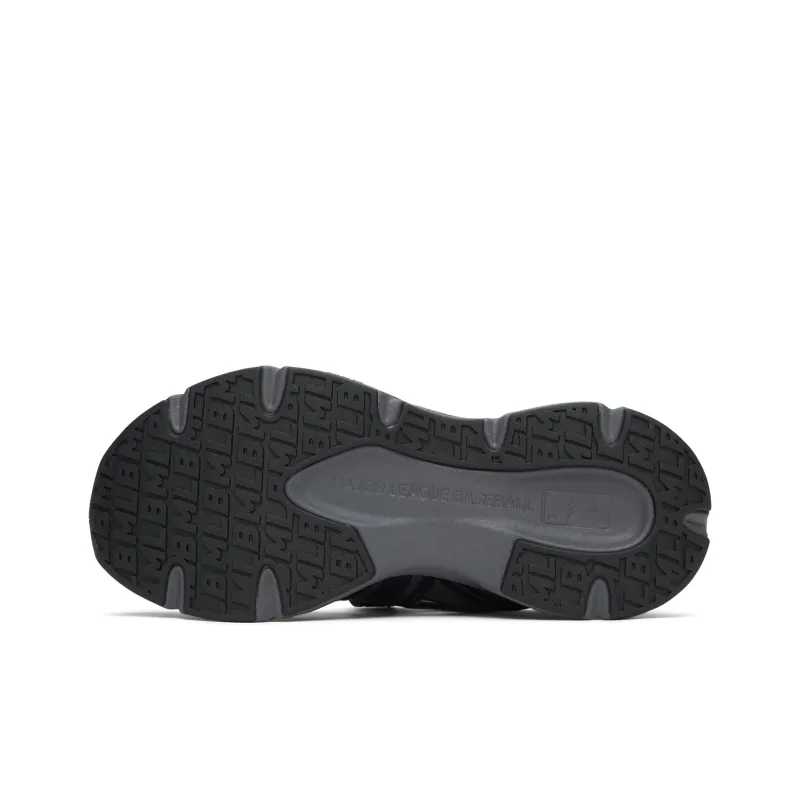 MLB New York Yankees Anti Slip Wear Resistant Low Top Casual Shoes Unisex Black-4