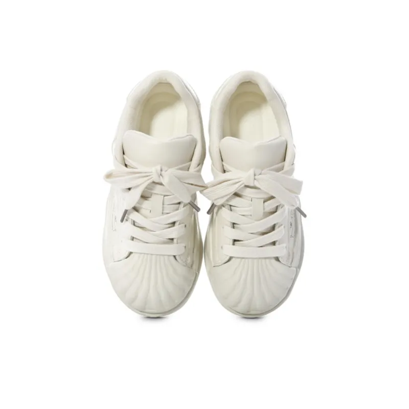 The New Age Family Low Top Skateboard Shoes Women's Beige-2