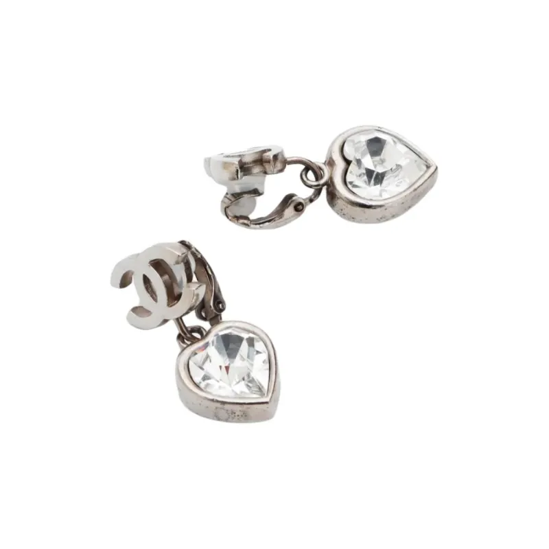 CHANEL 2004 Heart Drop Clip on Earrings-1