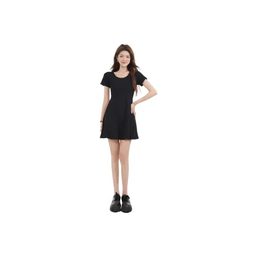 Ya Sheep People Short Sleeved Dress Women's