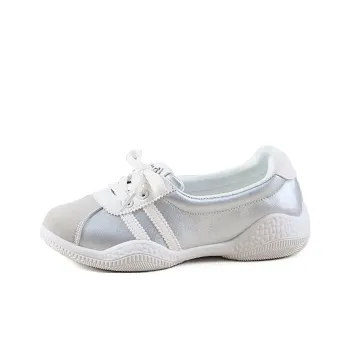 Little Red Man Low Top Casual Shoes Women's