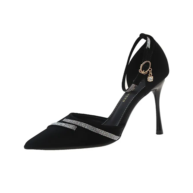 SUPEREDGE Slim Heel High Heels Women's Black-0