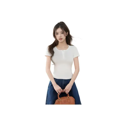 The Temptation Of The Muse T Shirt Women's