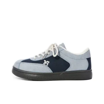 The New Age Family Low Top Skateboard Shoes Women's Light Blue