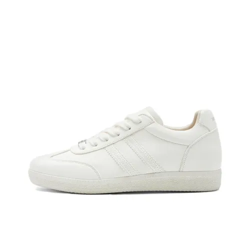 NINE WEST Low Top Casual Shoes Women's White