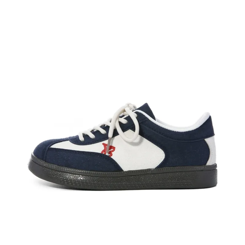 The New Age Family Low Top Skateboard Shoes Women's Dark Blue-0