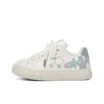The New Age Family Low Top Skateboard Shoes Women's White