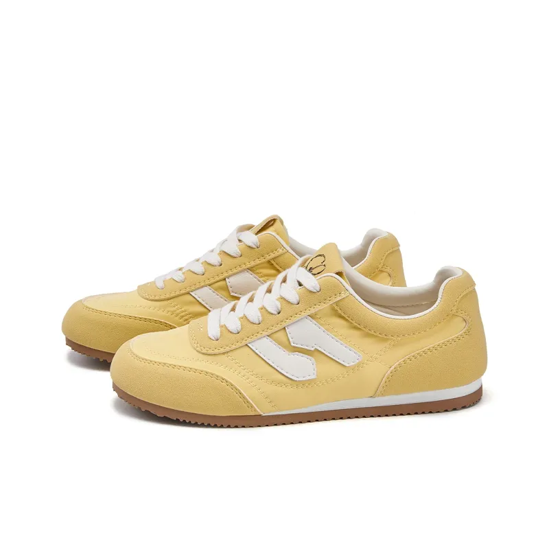 La Chapelle Slip Resistant, Abrasion Resistant, Lightweight, Breathable Low Top Skateboard Shoes Women's Yellow-5