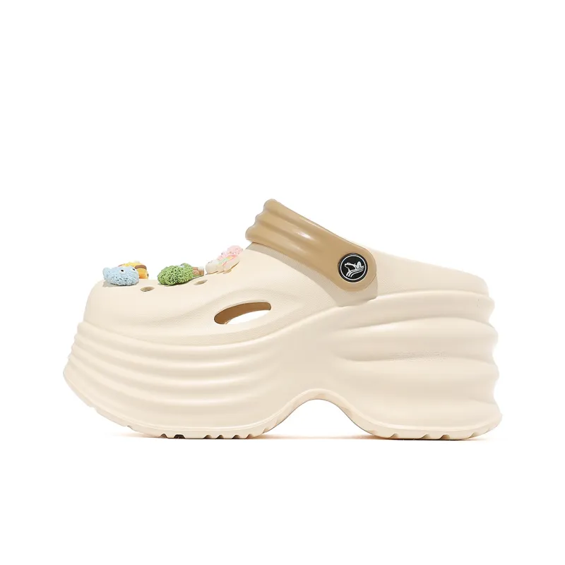 CARDANRO Small sized Sky Vegetables Clogs Women's-6