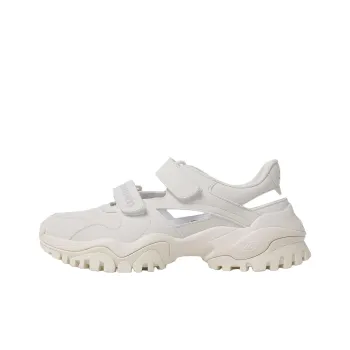 Umbro BUMPY Slip Resistant And Breathable River Trekking Shoes Unisex White Green