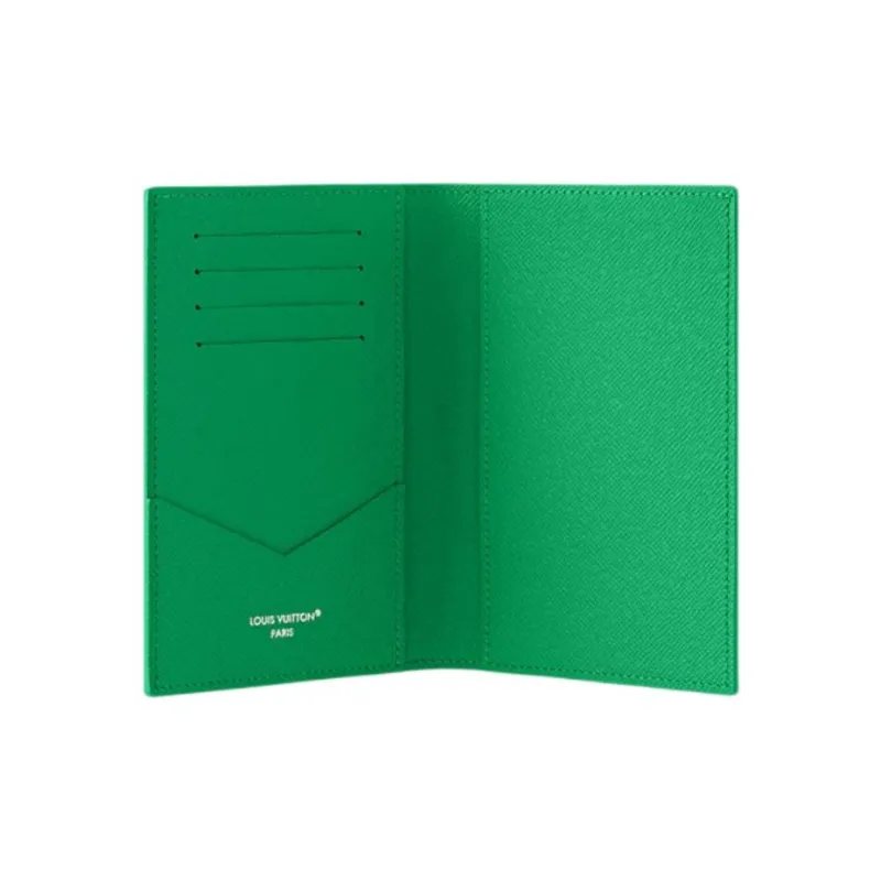 LOUIS VUITTON Werner Bronkhorst Collaboration Canvas Passport Holder Men's Green-2