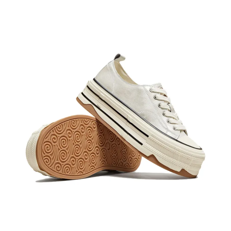 TATA Low Top Skateboard Shoes Women's-3