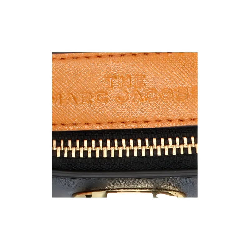 MARC JACOBS The Snapshot Black/Honey-2